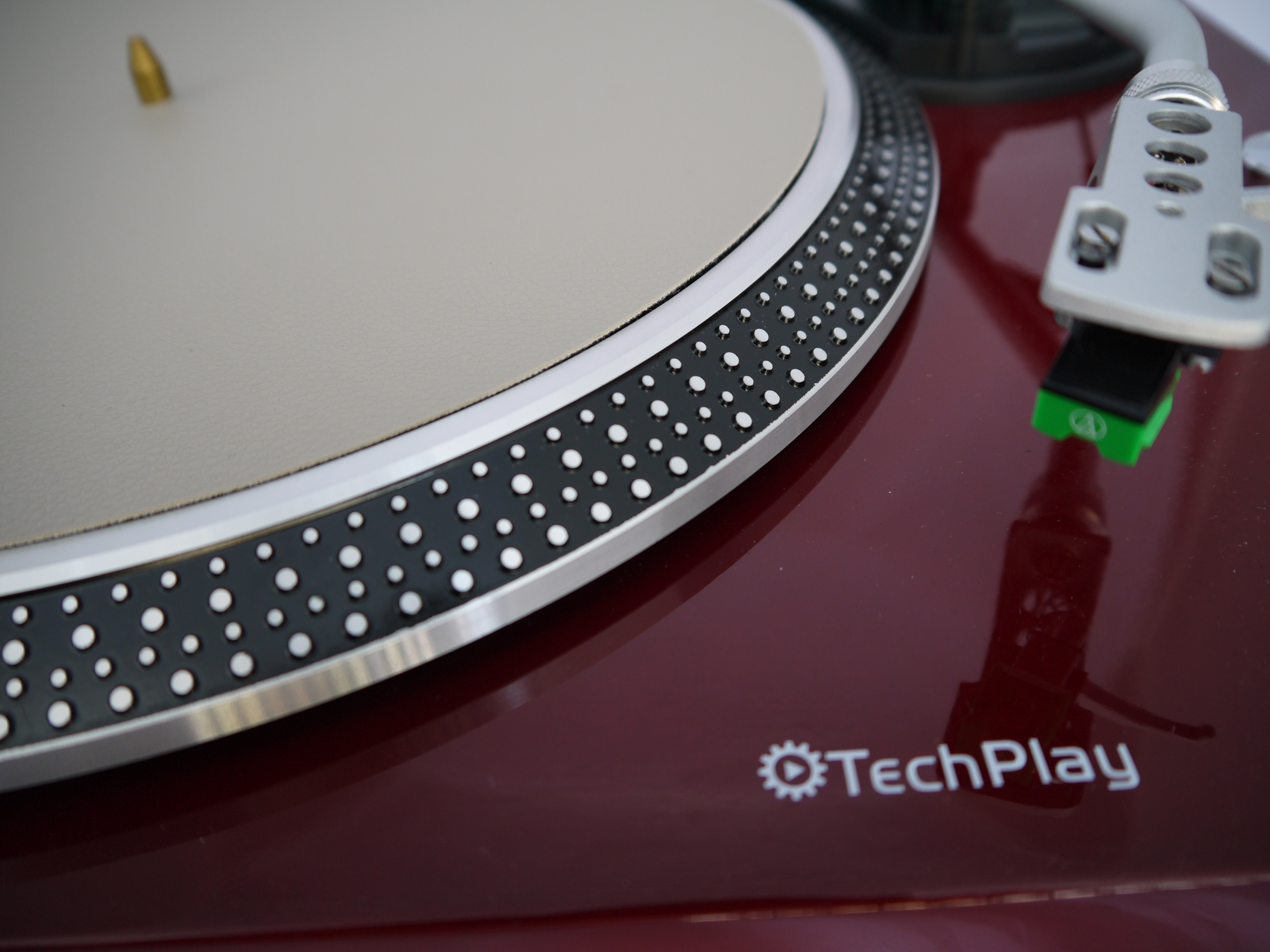 TechPlay IEP212 GR Leatherette Anti Static turntable mat in Gray